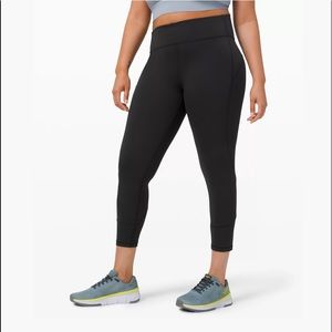 Lululemon In Movement Tight 25” Everlux